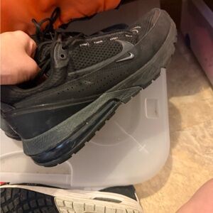 Nike Black Athletic Chunky Lace-Up Sneaker